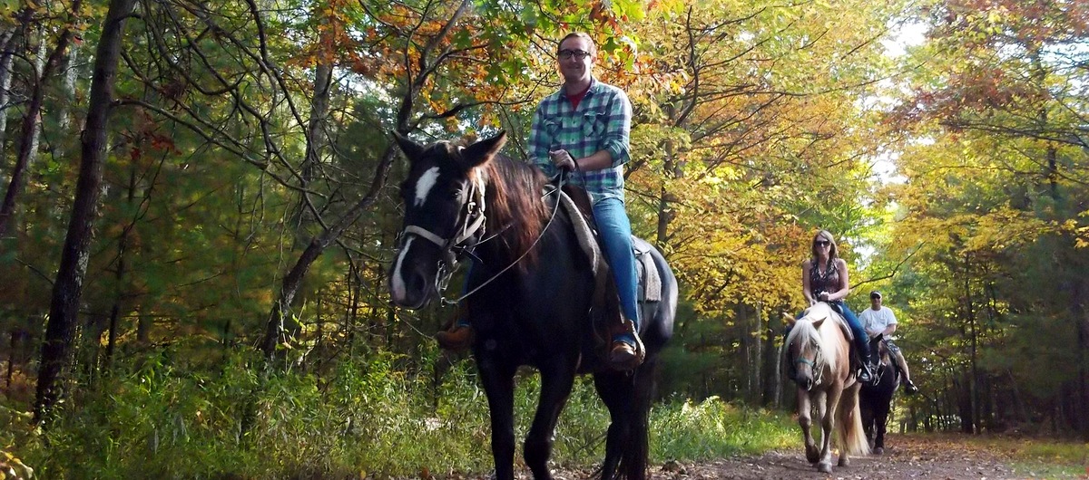 Horse Riding Stables in PA & Horseback Riding Near NYC